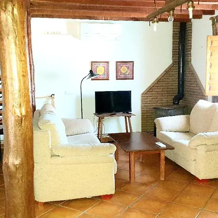 Charming In With Private Pool Pajares de la Lampreana