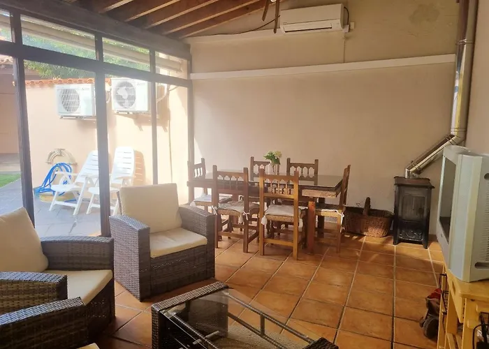 Charming In With Private Pool Villa Pajares de la Lampreana